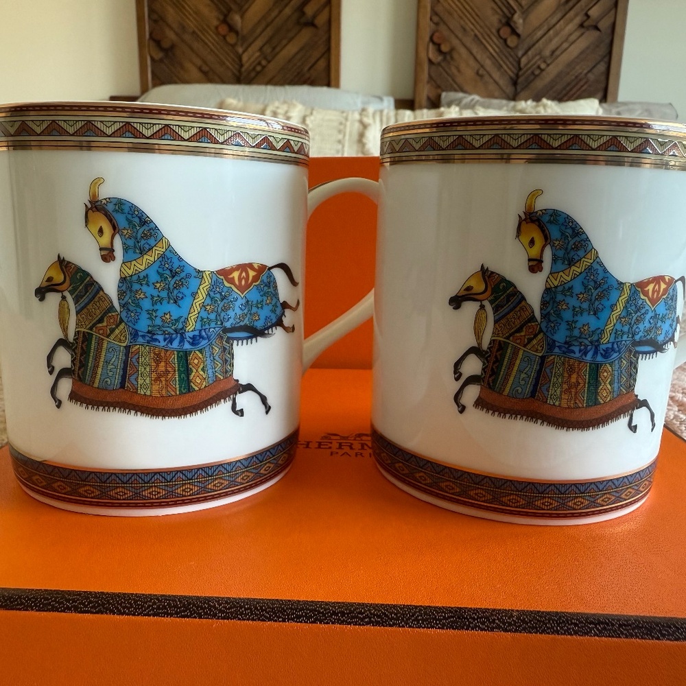 Hermes mugs set of 2
